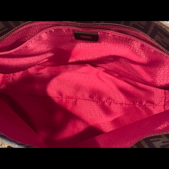 Fendi Roll Tote - Picture 5 of 8
